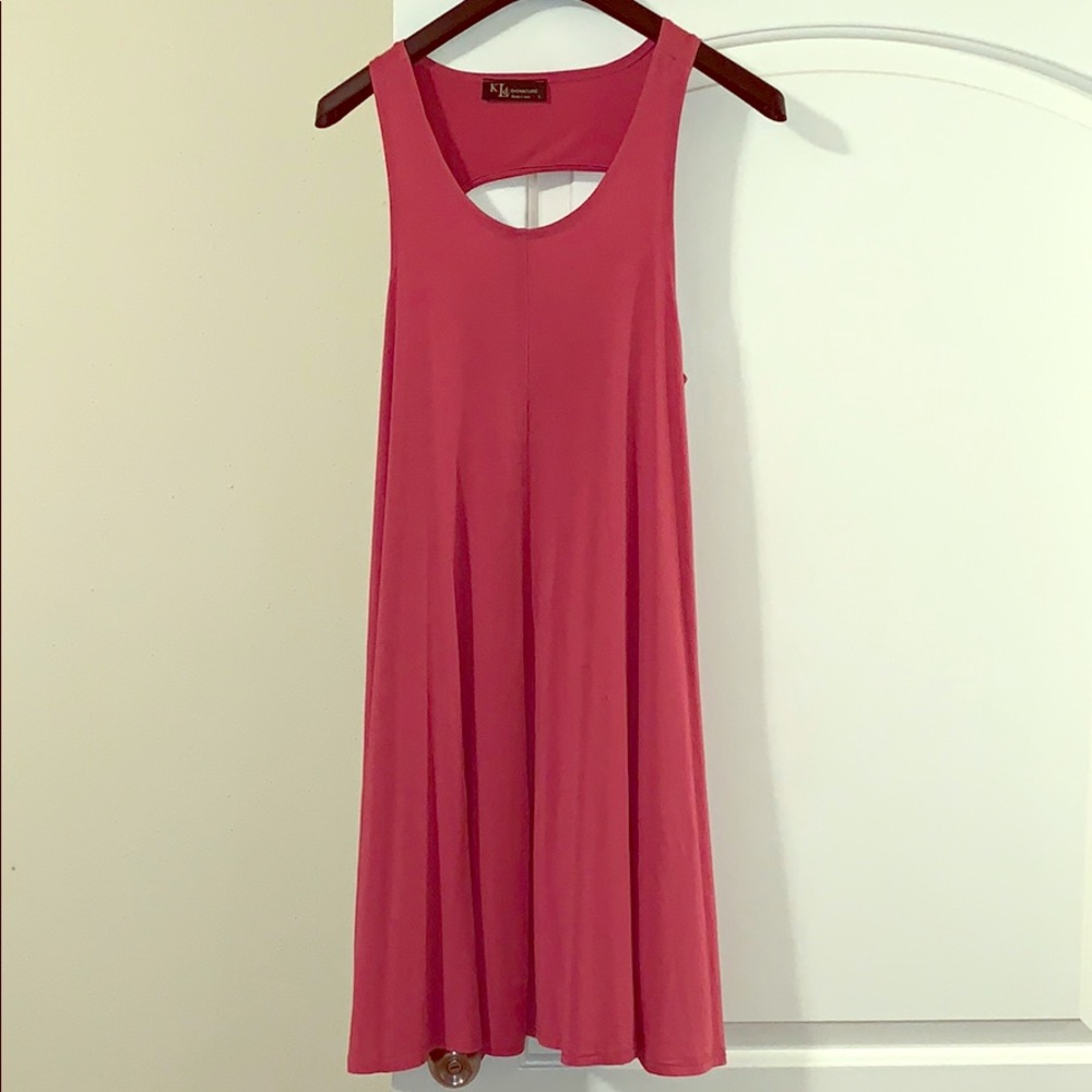 knee length flowy dress